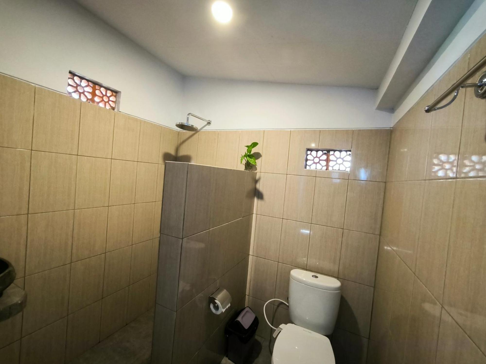 Eling Ubud Guesthouse מראה חיצוני תמונה